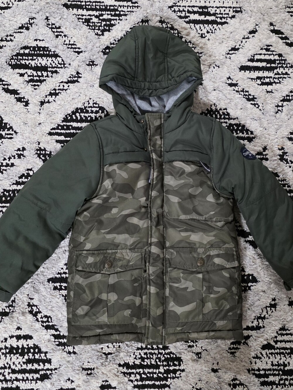 OshKosh B'Gosh Boys Camo Winter Coat M 5-6